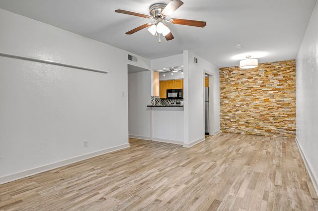 4837 Cedar Springs Road 215, Dallas, TX 75219