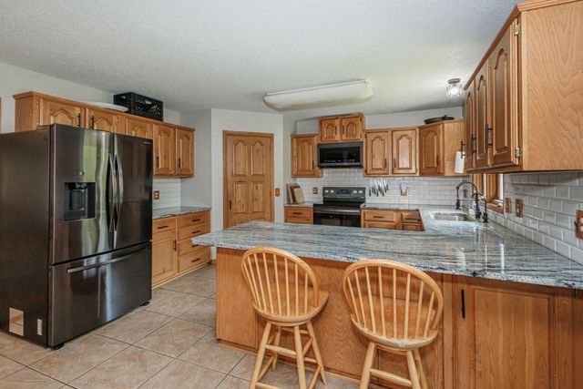 6801 W BRUCE LN, Harrisburg, MO 65256