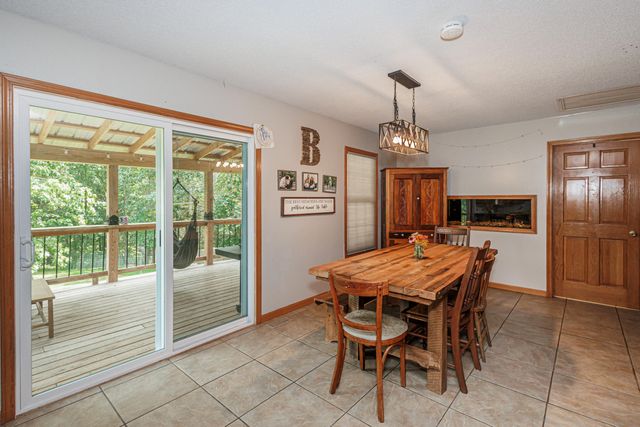 6801 W BRUCE LN, Harrisburg, MO 65256