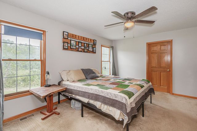 6801 W BRUCE LN, Harrisburg, MO 65256