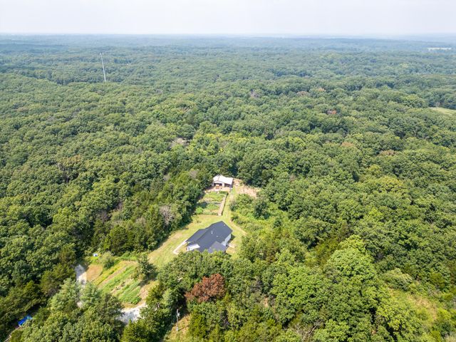 6801 W BRUCE LN, Harrisburg, MO 65256