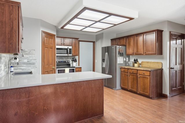 434 Nordyke Drive, Roanoke, IN 46783