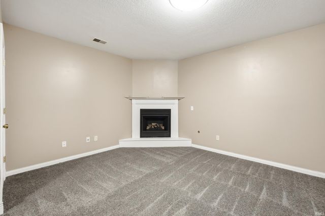 434 Nordyke Drive, Roanoke, IN 46783