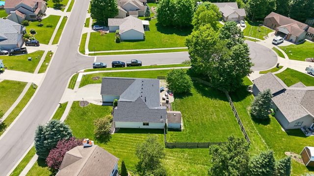 434 Nordyke Drive, Roanoke, IN 46783
