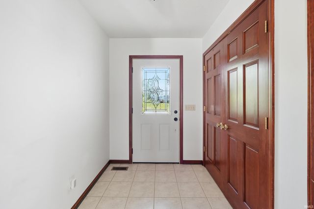 434 Nordyke Drive, Roanoke, IN 46783