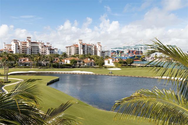 1006 Links Drive, Miami Beach, FL 33109