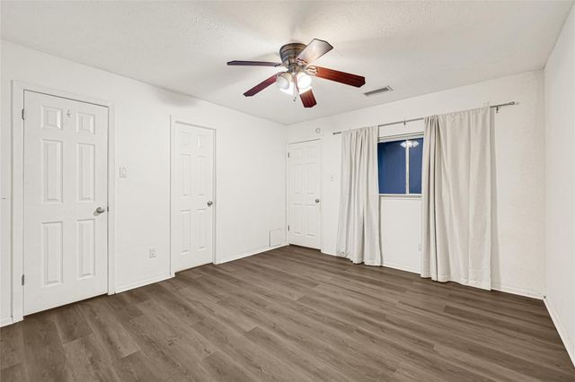 10802 Forest Leaf Drive, Sugar Land, TX 77498