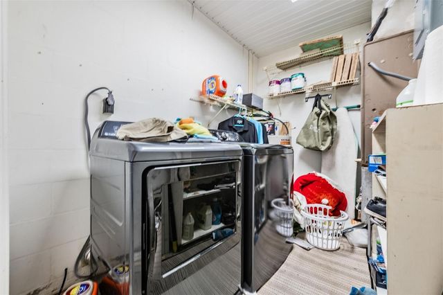 1905 CANTERBURY LANE 17, Sun City Center, FL 33573