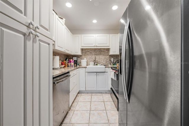 1905 CANTERBURY LANE 17, Sun City Center, FL 33573