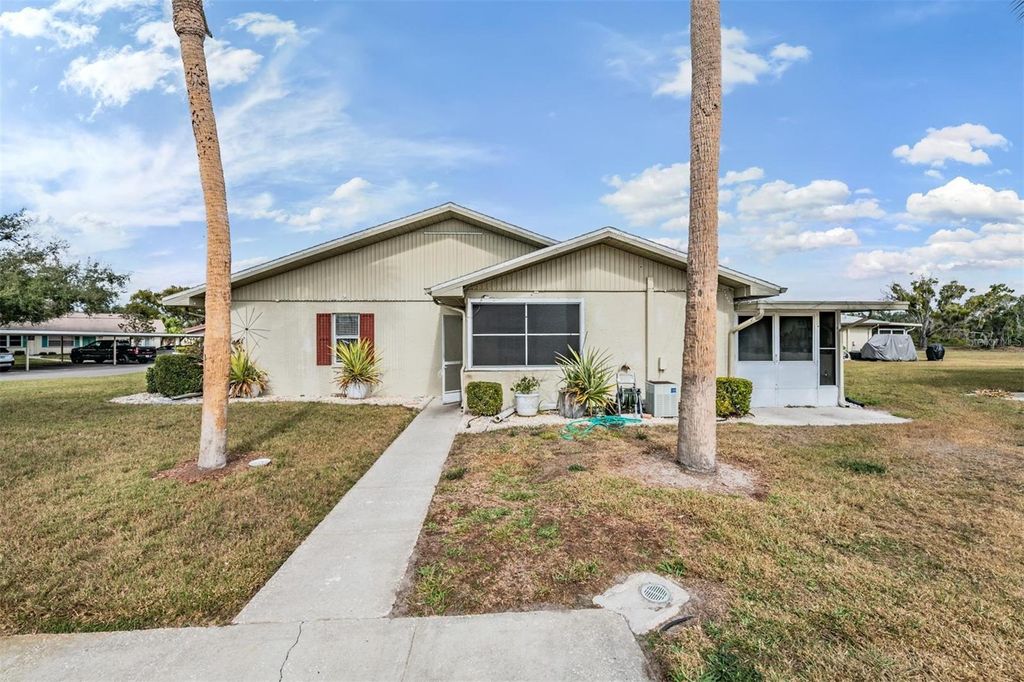 1905 CANTERBURY LANE 17, Sun City Center, FL 33573