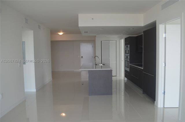 7825 NW 107th Ave 601, Doral, FL 33178
