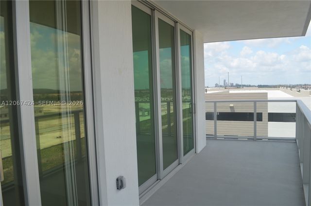 7825 NW 107th Ave 601, Doral, FL 33178