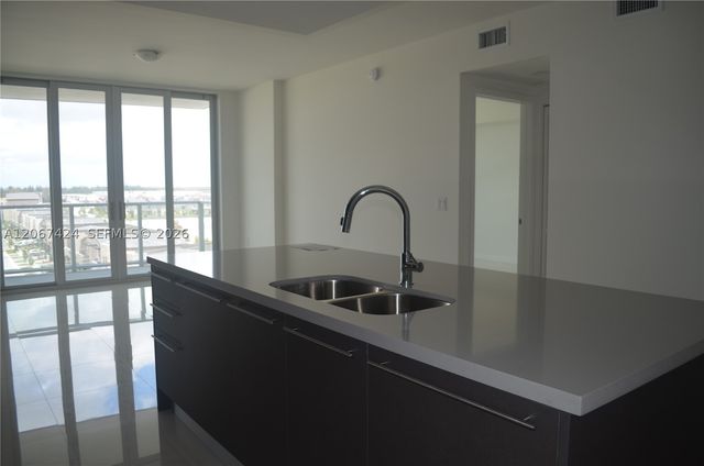 7825 NW 107th Ave 601, Doral, FL 33178