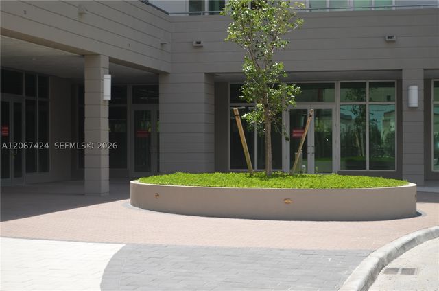 7825 NW 107th Ave 601, Doral, FL 33178