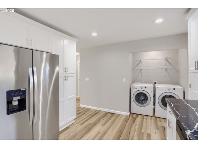 4918 Se 128TH Ave, Portland, OR 97236