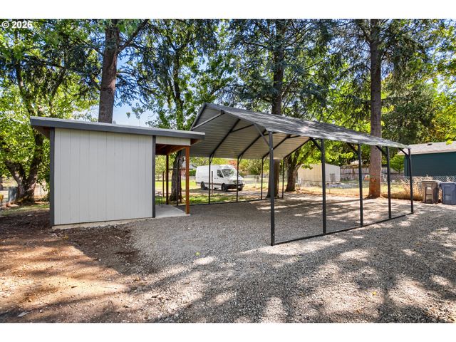 4918 Se 128TH Ave, Portland, OR 97236