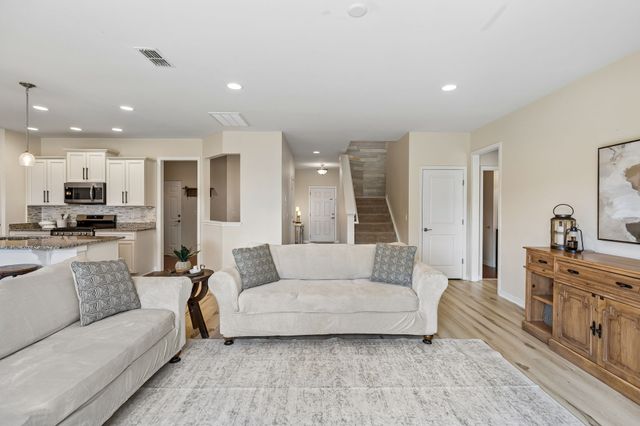 4006 Compass Pointe Ct, Thompsons Station, TN 37179