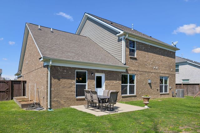 4006 Compass Pointe Ct, Thompsons Station, TN 37179