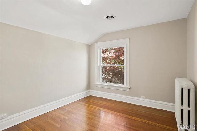 10 Lawn Place, St Louis, MO 63110