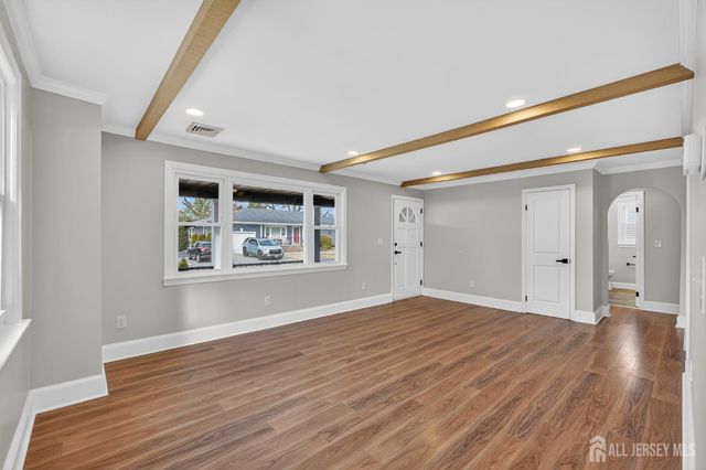 44 Harrison Street, Sayreville, NJ 08872