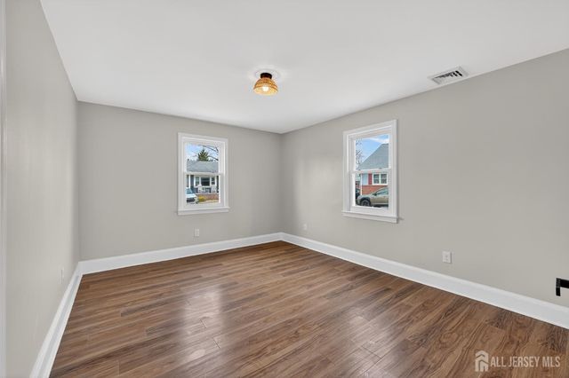 44 Harrison Street, Sayreville, NJ 08872