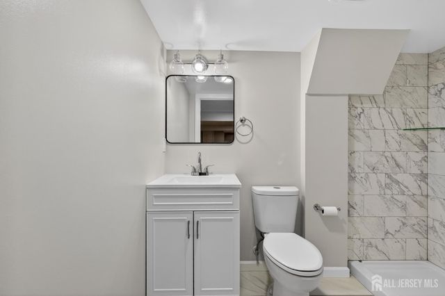 44 Harrison Street, Sayreville, NJ 08872