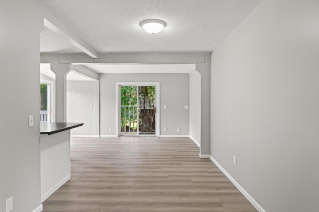 4825 Hodgson Connection, Shoreview, MN 55126