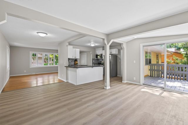 4825 Hodgson Connection, Shoreview, MN 55126