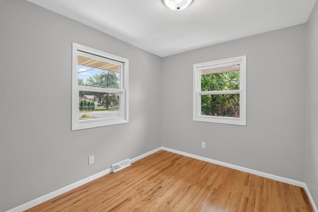 4825 Hodgson Connection, Shoreview, MN 55126
