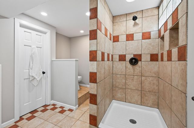 4825 Hodgson Connection, Shoreview, MN 55126