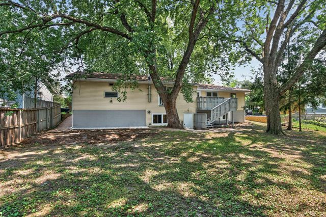4825 Hodgson Connection, Shoreview, MN 55126