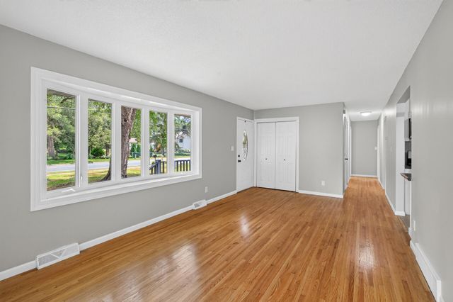 4825 Hodgson Connection, Shoreview, MN 55126