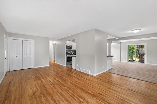 4825 Hodgson Connection, Shoreview, MN 55126