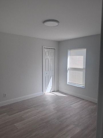 1410 11 th Lane, Vero Beach, FL 32960