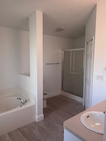 1410 11 th Lane, Vero Beach, FL 32960