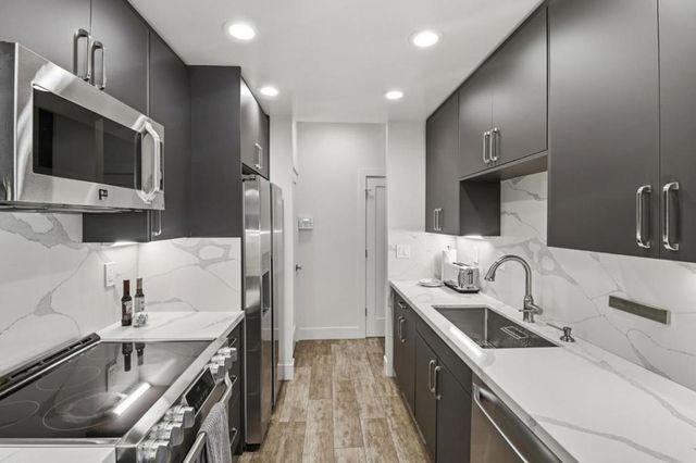 2279 Armada Way, San Mateo, CA 94404