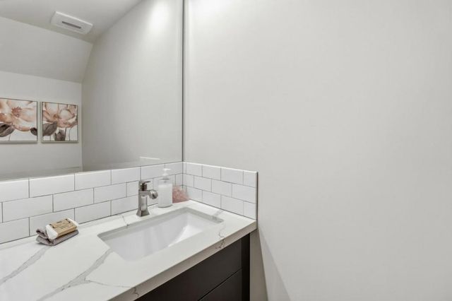 2279 Armada Way, San Mateo, CA 94404