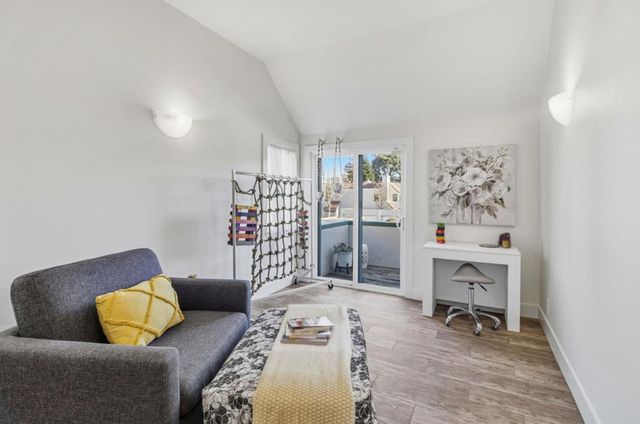 2279 Armada Way, San Mateo, CA 94404