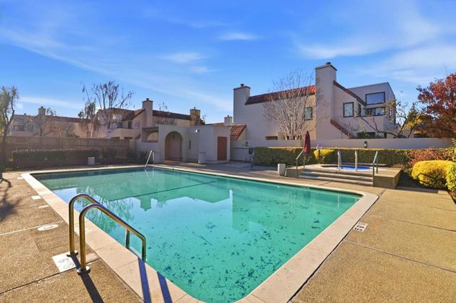 2279 Armada Way, San Mateo, CA 94404