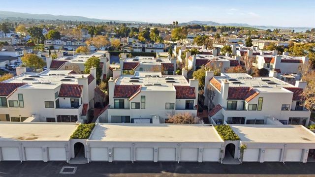 2279 Armada Way, San Mateo, CA 94404