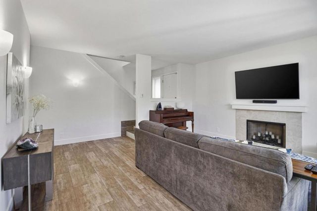 2279 Armada Way, San Mateo, CA 94404