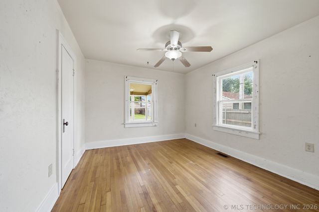 2214 E 12th Place, Tulsa, OK 74104