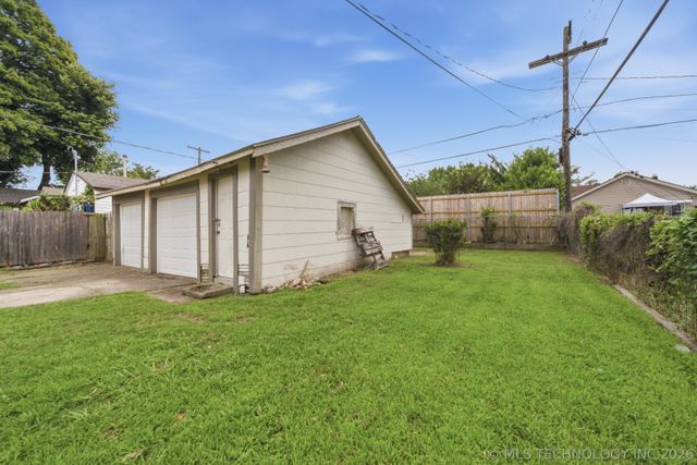 2214 E 12th Place, Tulsa, OK 74104