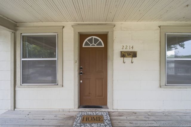 2214 E 12th Place, Tulsa, OK 74104
