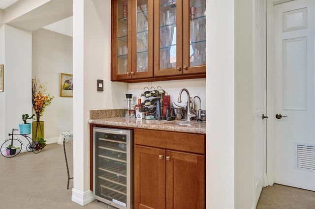 16610 Gateway Bridge Drive, Delray Beach, FL 33446