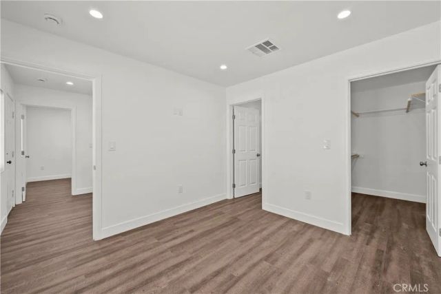 10556 Laurel Canyon Blvd, Pacoima, CA 91331
