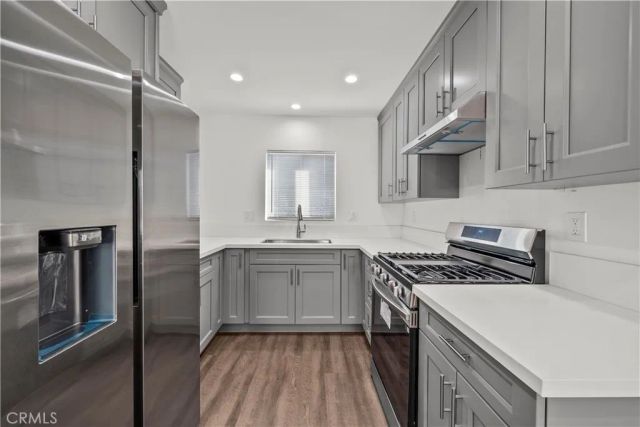 10556 Laurel Canyon Blvd, Pacoima, CA 91331