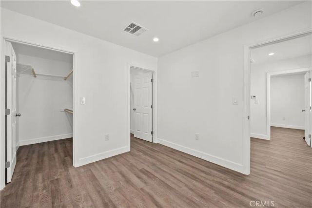 10556 Laurel Canyon Blvd, Pacoima, CA 91331