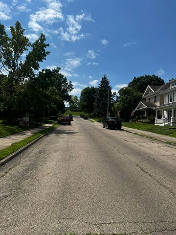 836 Wellmeier Avenue, Dayton, OH 45410