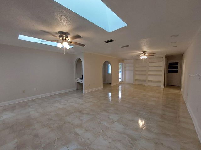 4901 NE 7TH STREET, Ocala, FL 34470
